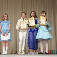 "Мисс снегурочка"